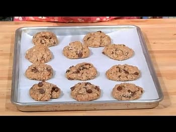 Oatmeal Chocolate Chip Cookies With Butter & Rolled Oats